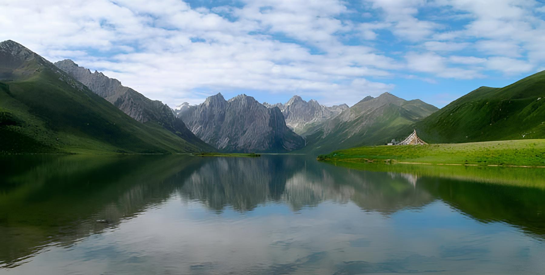 L'Altopiano tibetano potrebbe diventare un punto focale della biodiversità: una regione con una biodiversità ricca e localizzata che è particolarmente minacciata. Foto: Tenace10/Wikipedia, BY-SA 4.0